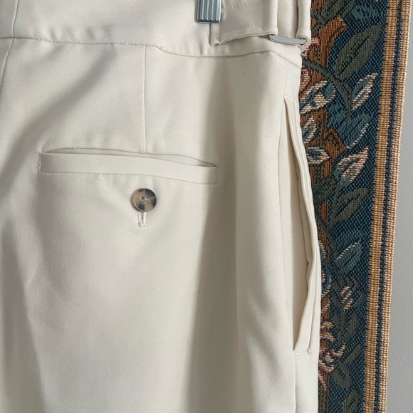 Banana Republic Cream Trousers - Elegant | Size 8 - Picture 7 of 11